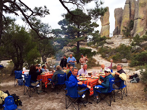 Enjoying a picnic in Copper Canyon!