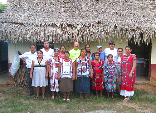 Friendly locals in the village of Santa Cruz Tepetotutla, Oaxaca Friendly locals in the village of Santa Cruz Tepetotutla, Oaxaca