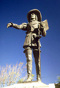 Statue of Antonio Daza y Ulloa